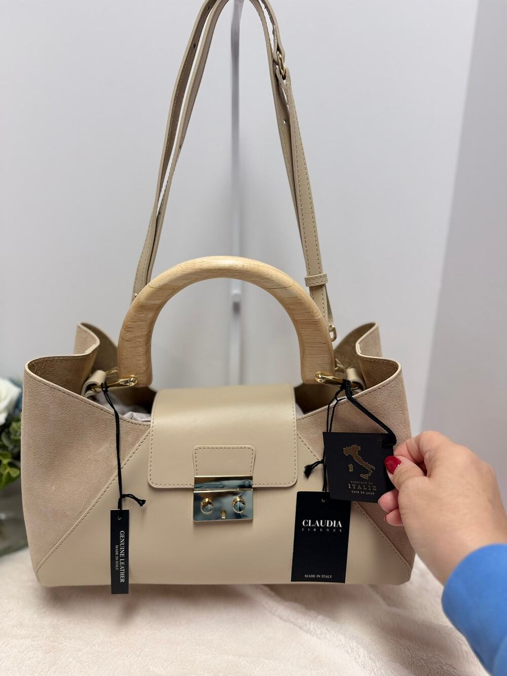 NWT Claudia Firenze Italian Leather & Suede Satchel with Wooden Handle